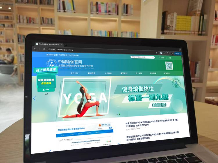 手工羽毛扇網(wǎng)站如何憑借傳統(tǒng)工藝傳承擴大流量？同行都是怎么做的？