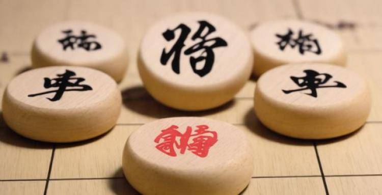 手工羽毛扇網(wǎng)站如何憑借傳統(tǒng)工藝傳承擴(kuò)大流量？同行都是怎么做的？